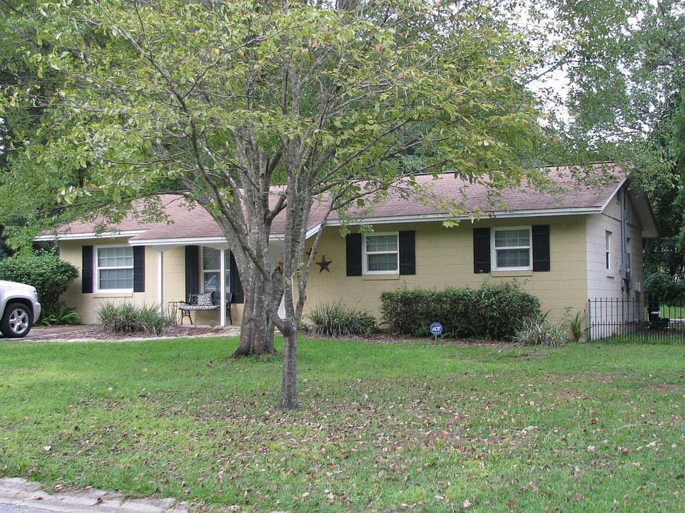 1st image of 1115 SE 33rd Ave