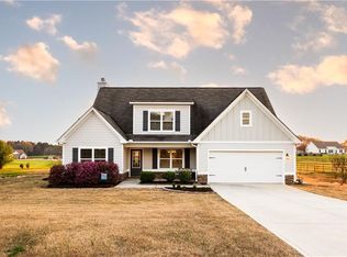 1225 Foster Rd, Statham, GA 30666