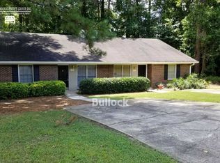 3274 Sarah Lou Dr, Snellville, GA 30078