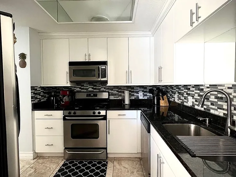 260 E Flamingo Rd #109 — Photo 3