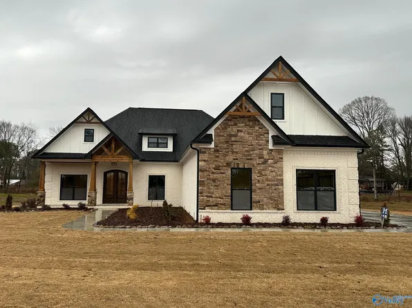 20777 Jeremiah Ln, Athens, AL 35611