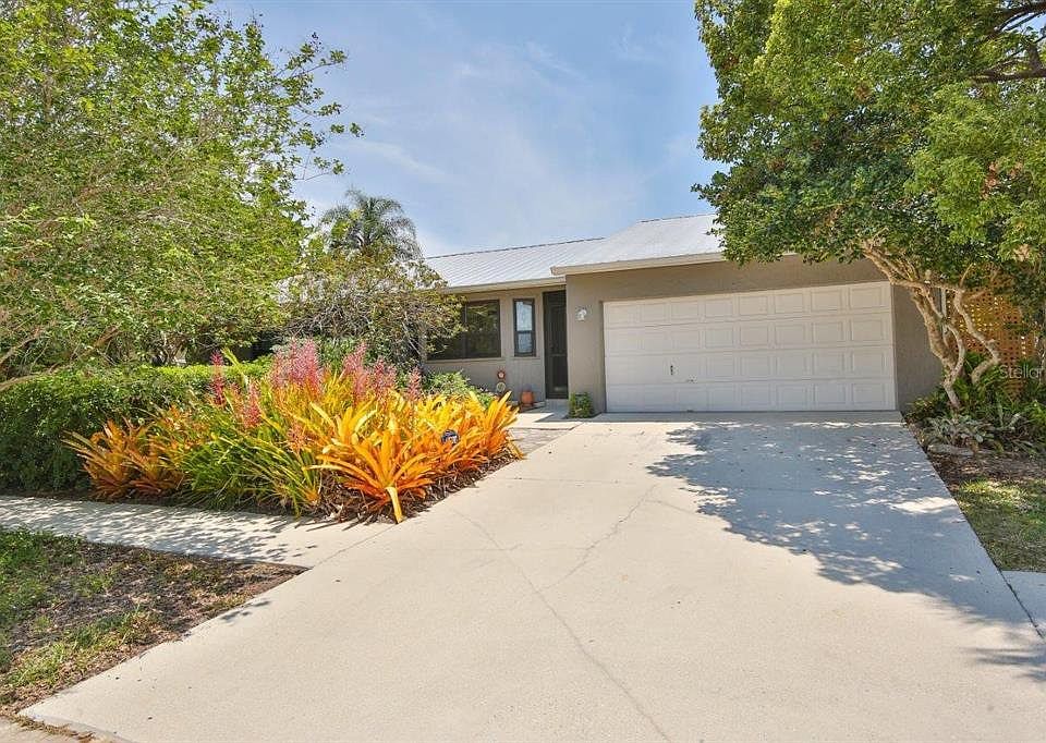 1st image of 2447 Wood Oak Dr