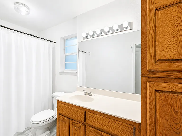 138 Lake Forest Dr — Photo 15