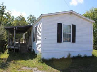 18 Sesame St, Skowhegan, ME 04976