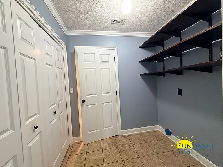 2705 Apple Blossom Ct — Photo 31
