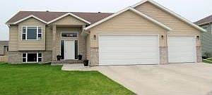 1st image of 933 36th Ave W