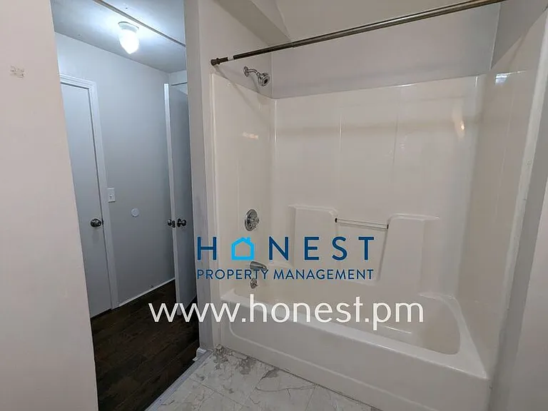 110 Silver St #3 — Photo 15