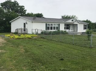 1797 Hawk Rd, Abilene, KS 67410