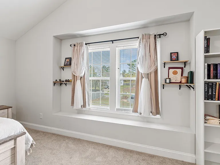 216 Bunting Dr — Photo 20