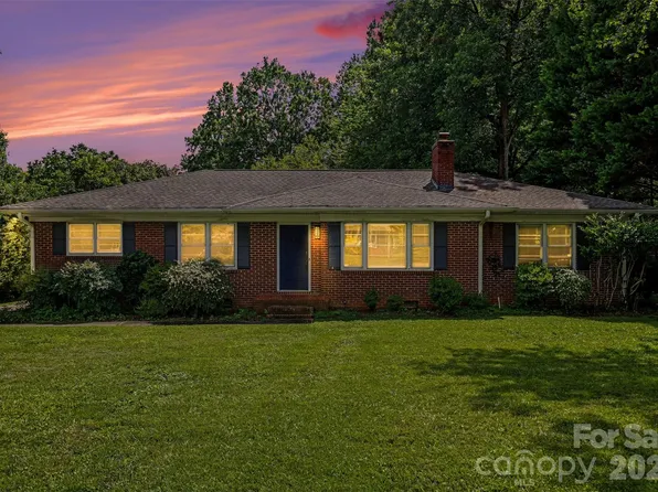 1819 Lumpkin Cir, Rock Hill, SC 29732