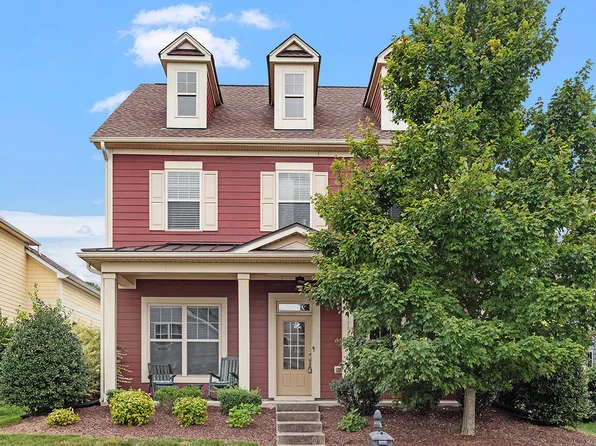 1125 Hemby Ridge Ln, Morrisville, NC 27560