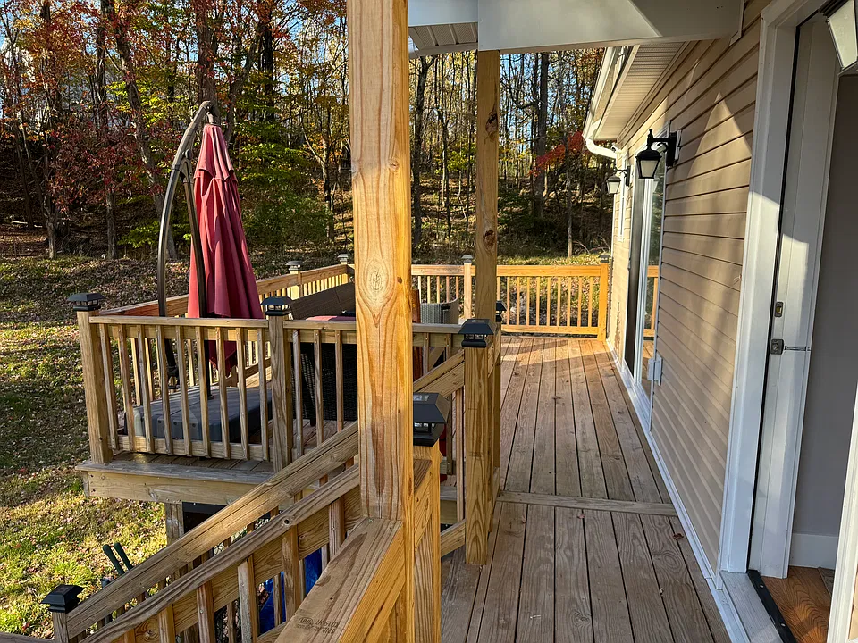 54 Hillside Ave