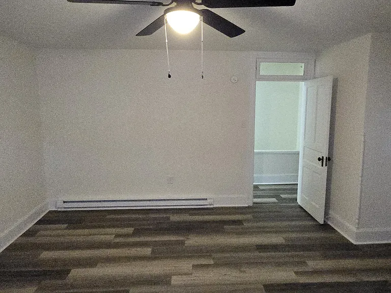 213 W Market St #3 — Photo 12