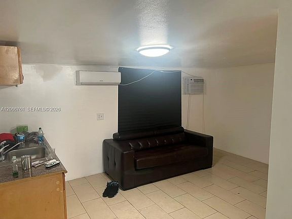 4th image of 6841 Atlanta St