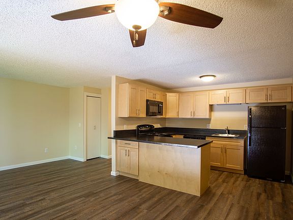 2nd image of 2775 NE Division St #K