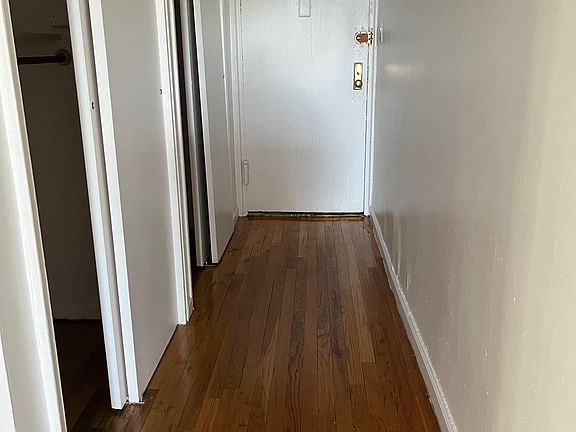5th image of 1130 Stadium Ave APT 6C