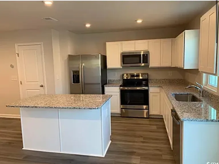 237 Christine Ct #A — Photo 11