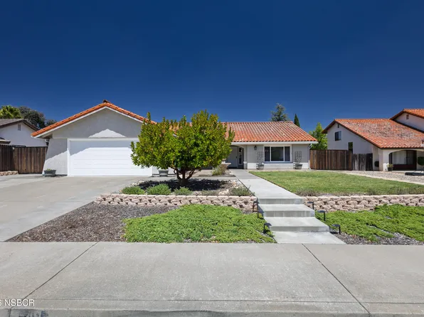 40 Galaxy Way, Lompoc, CA 93436