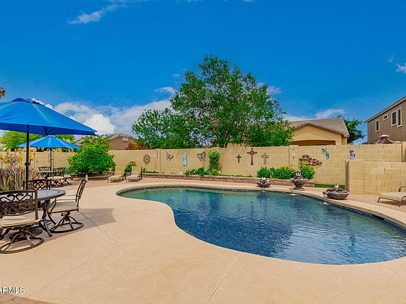 2nd image of 1612 E CHAPARRAL Drive