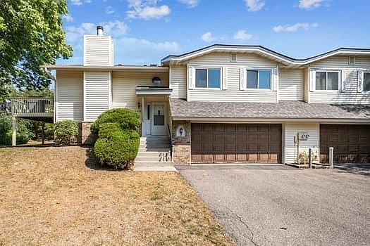 1st image of 1040 Aston Cir