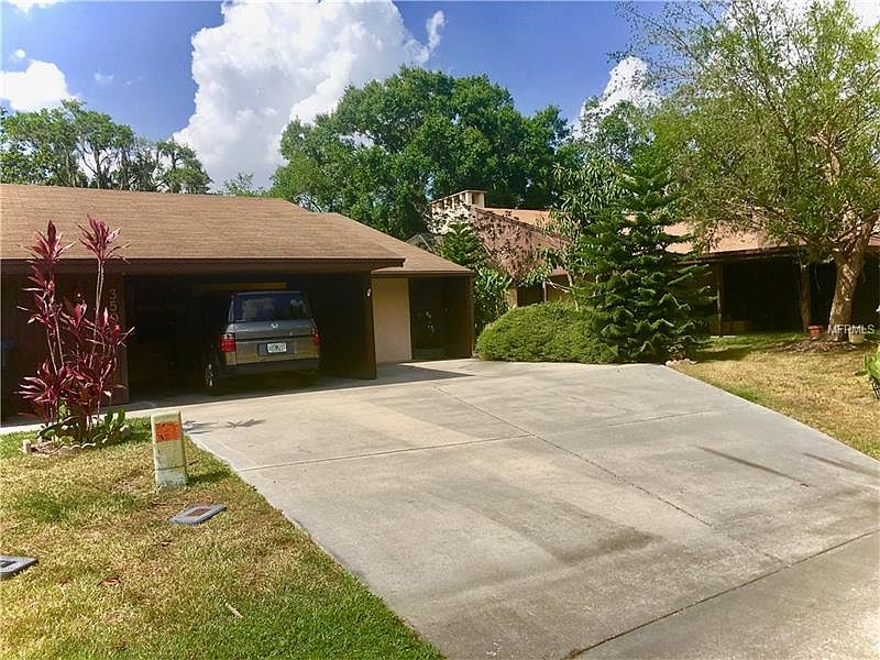 1st image of 350 Lake Harris Dr