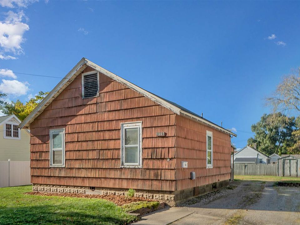 1st image of 1307 Fournie St