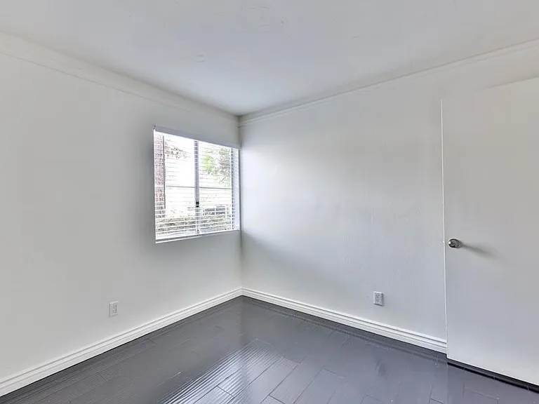 750 Brookstone Rd #101 — Photo 9