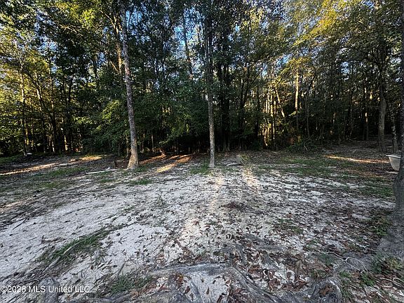 4th image of 650 Liberty Rd