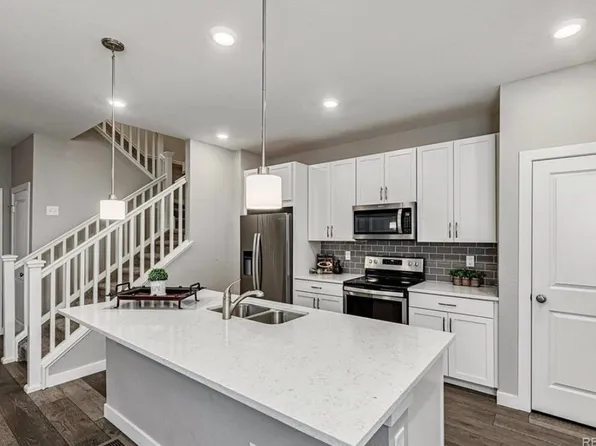 7635 S Winnipeg Ct, Aurora, CO 80016