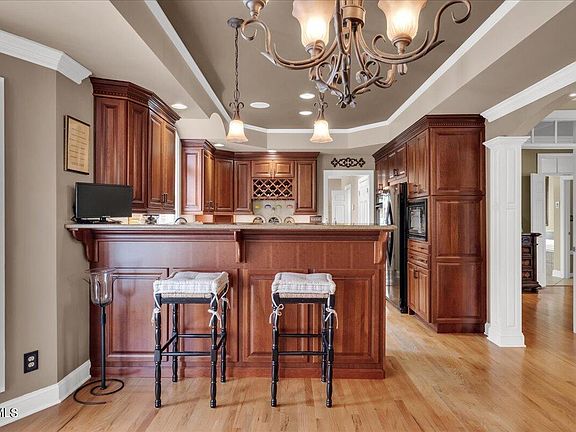 5th image of 12781 Southampton Cir