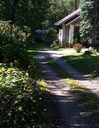 Driveway to rear garage