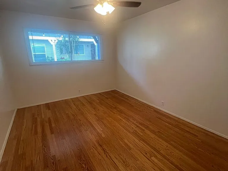 8366 Sargent Ave — Photo 46