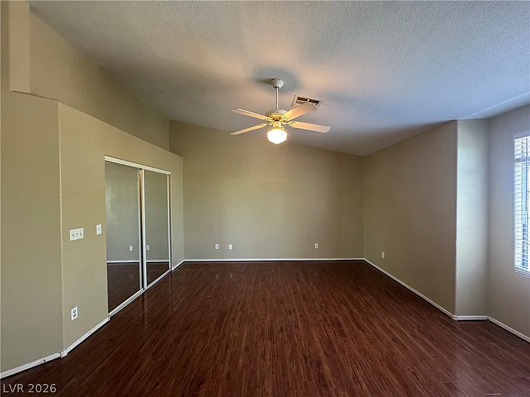 1326 Dusty Creek St — Photo 19