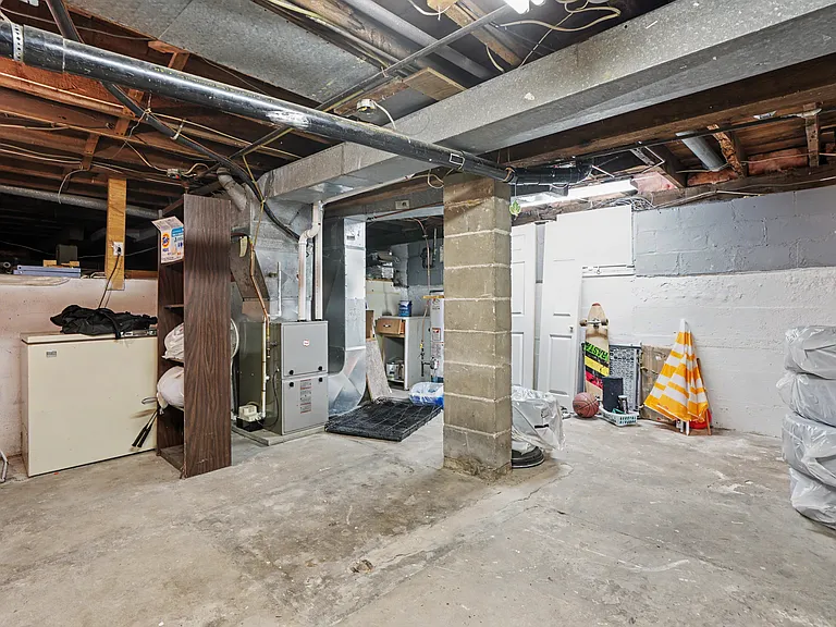 459 South St — Photo 32