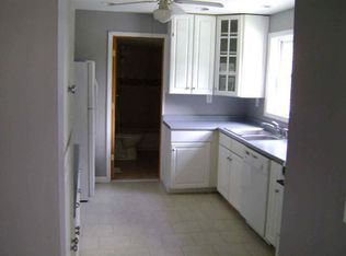 87 Van Wagner Rd, Poughkeepsie, NY 12603