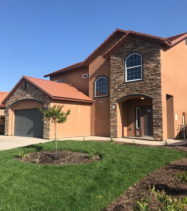 2nd image of 5480 W Acacia Ave