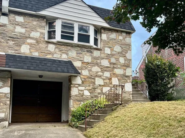 8323 Pine Rd, Philadelphia, PA 19111