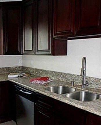 4th image of 9722 Calmada Ave