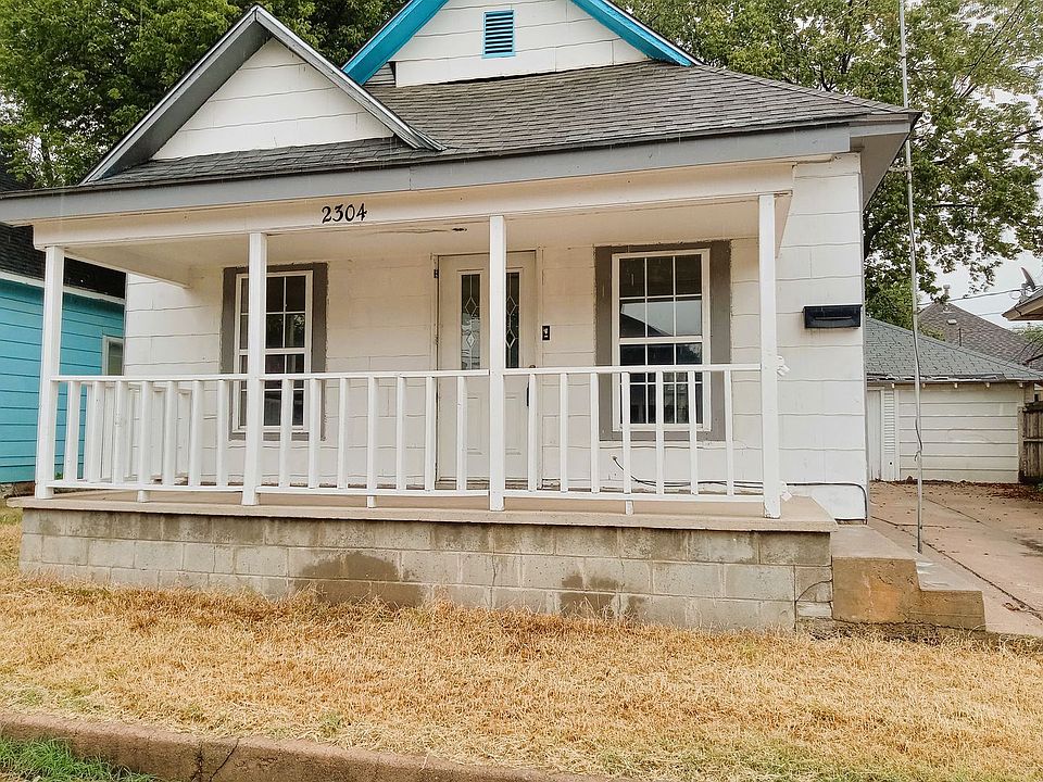1st image of 2304 N Fairview Ave