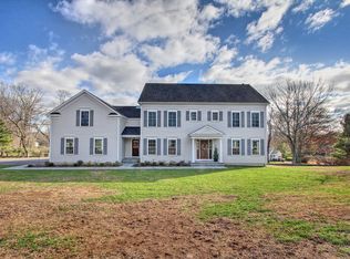 2225 Cross Hwy, Fairfield, CT 06824