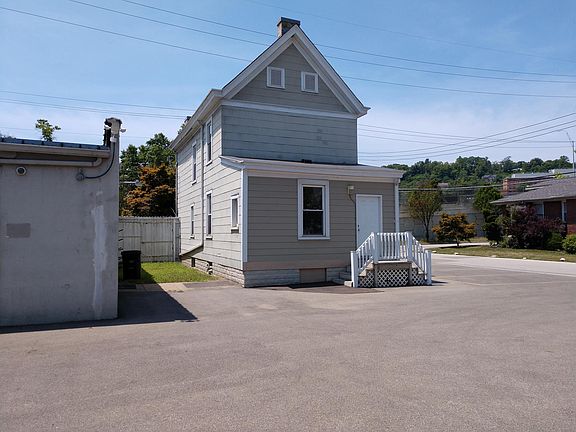 2nd image of 3754 Beechmont Court