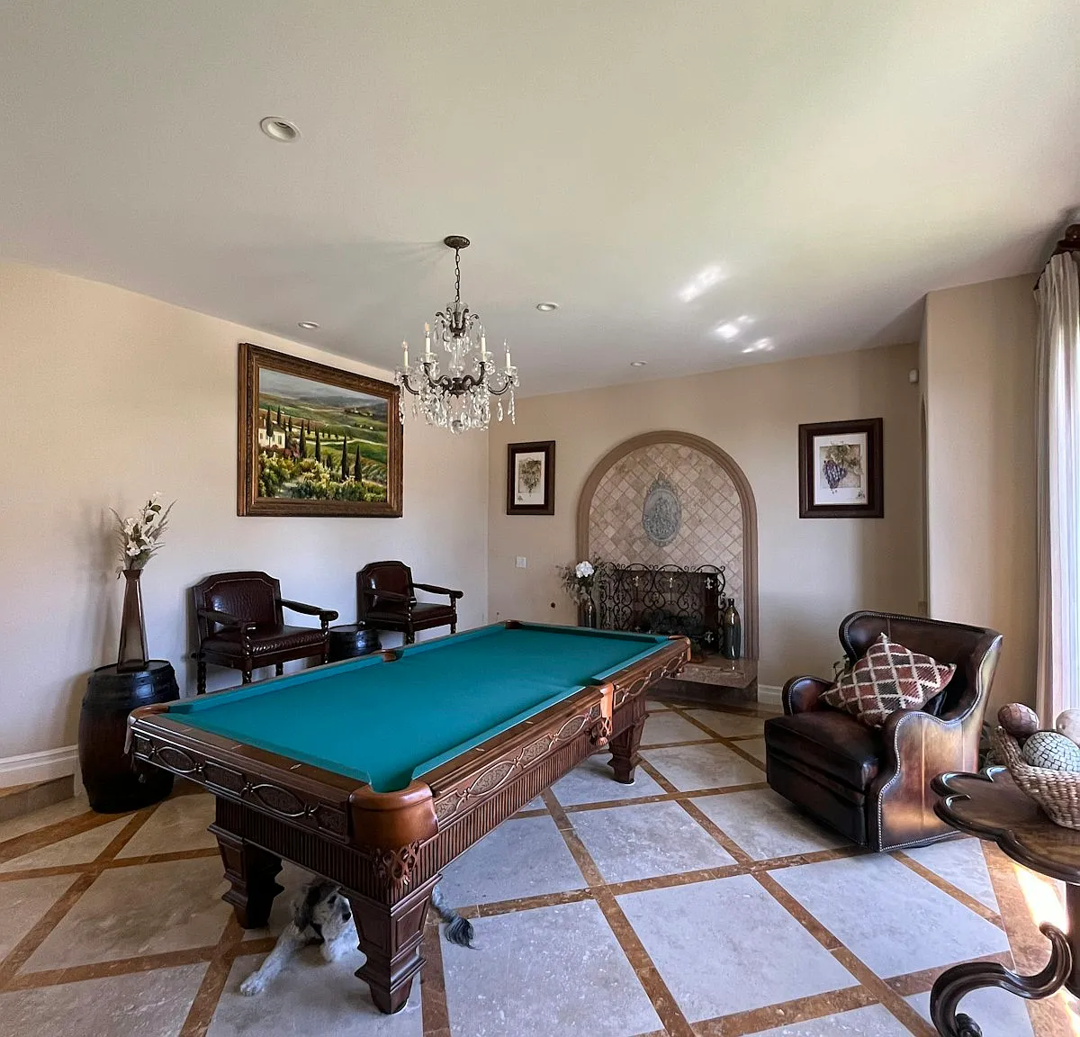 7137 Avenida Altisima, Unit Theatre Room — Photo 1