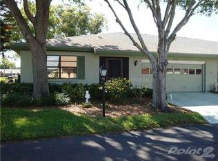 2706 Lancaster Dr, Sun City Center, FL 33573