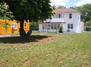 31 SW 4th St, Dania, FL 33004