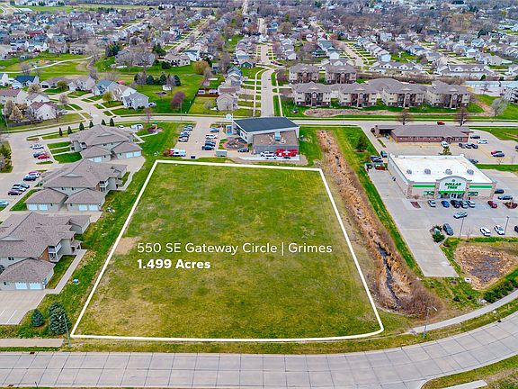 5th image of 550 SE Gateway Dr