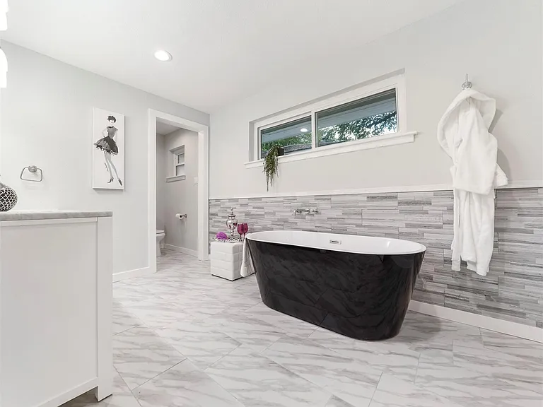 4309 Stillbrooke Dr — Photo 22
