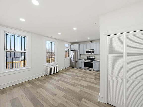 3rd image of 2032 N Capitol St NW #2