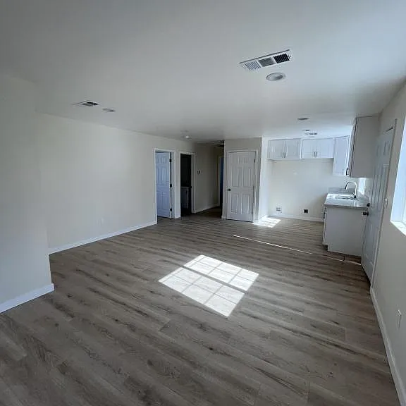 44141 11th St W — Photo 3