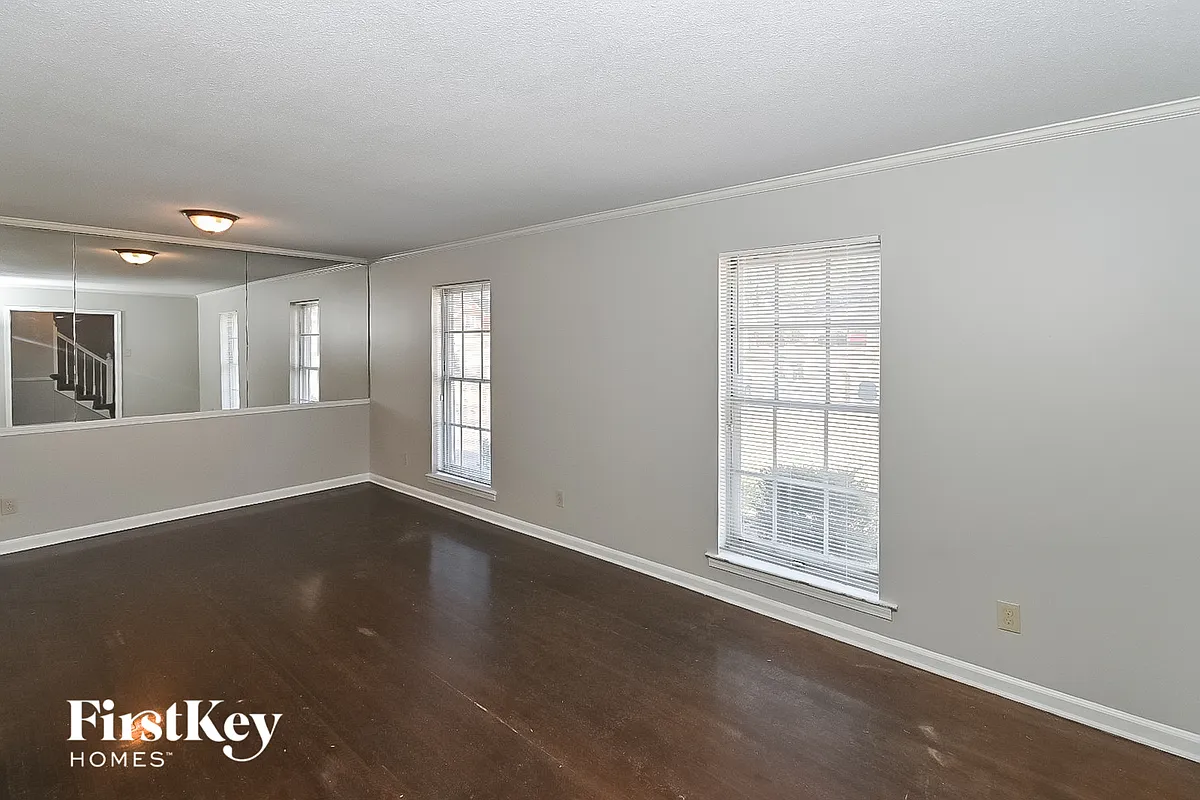 Building Photo - 3148 Glen Echo Dr