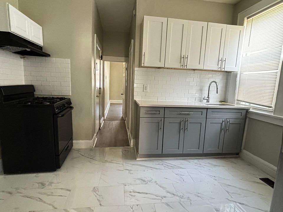 1st image of 35-37 Hanford St #1